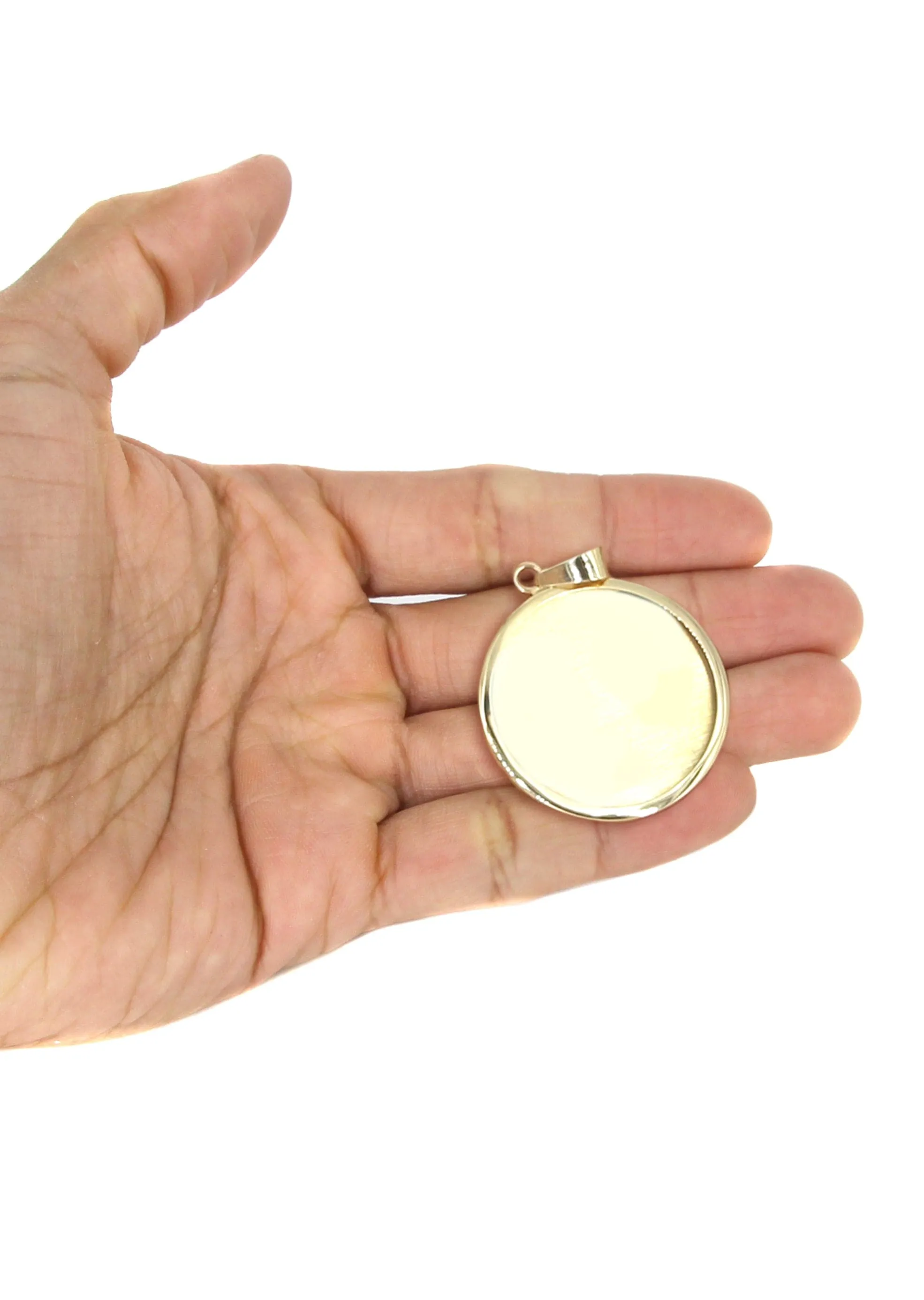 14K Yellow Gold Round Picture Pendant Necklace | Appx. 1.5 Inches