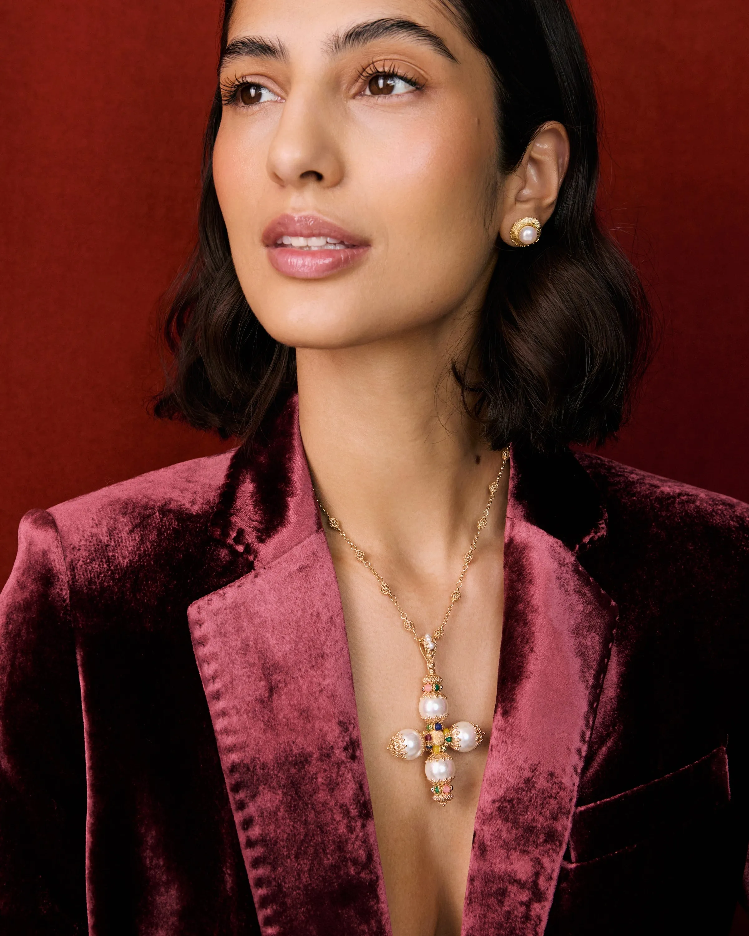 Cimelio Cross Pendant
