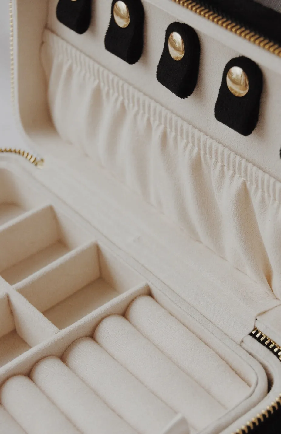 Decades Jewelry Box - Black