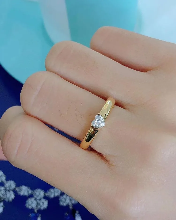 Precious Heart Diamond Engagement/Women's Ring 18K Yellow Gold - Pre-Order