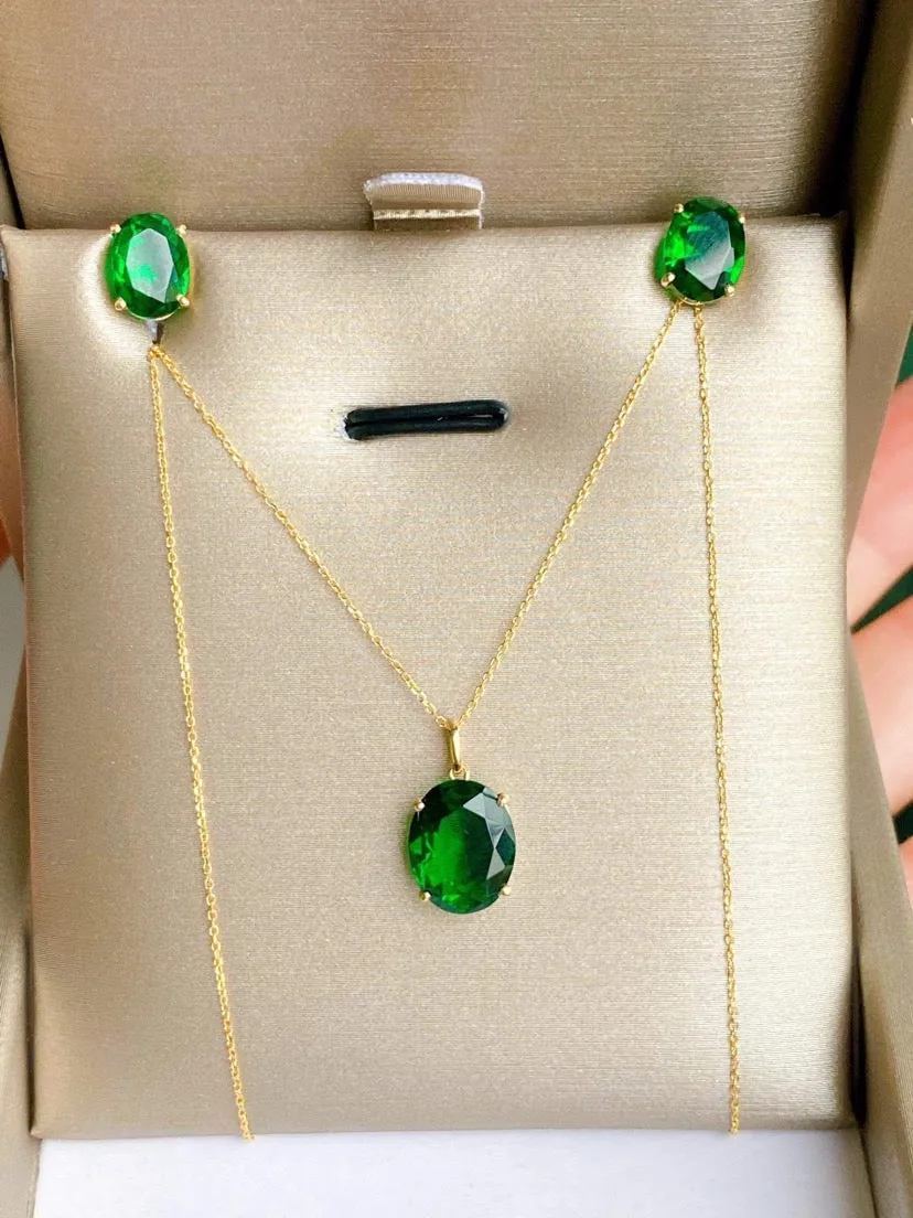 Serenity Stud Birthstone Jewelry Set with Necklace and Earrings 18K Gold
